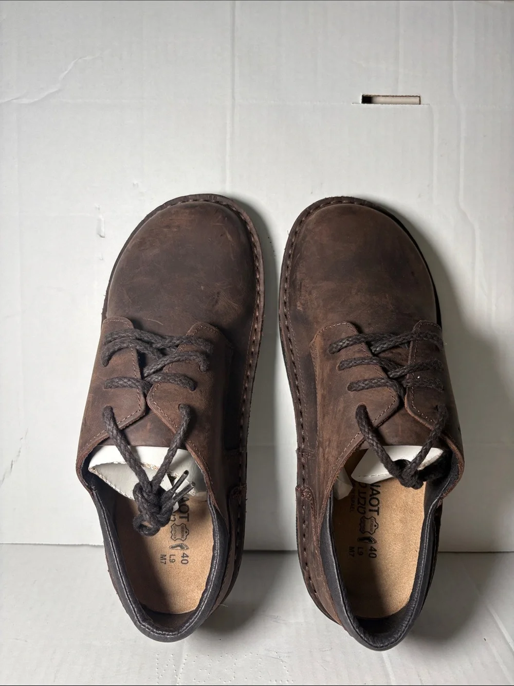 Naot sturdy brown